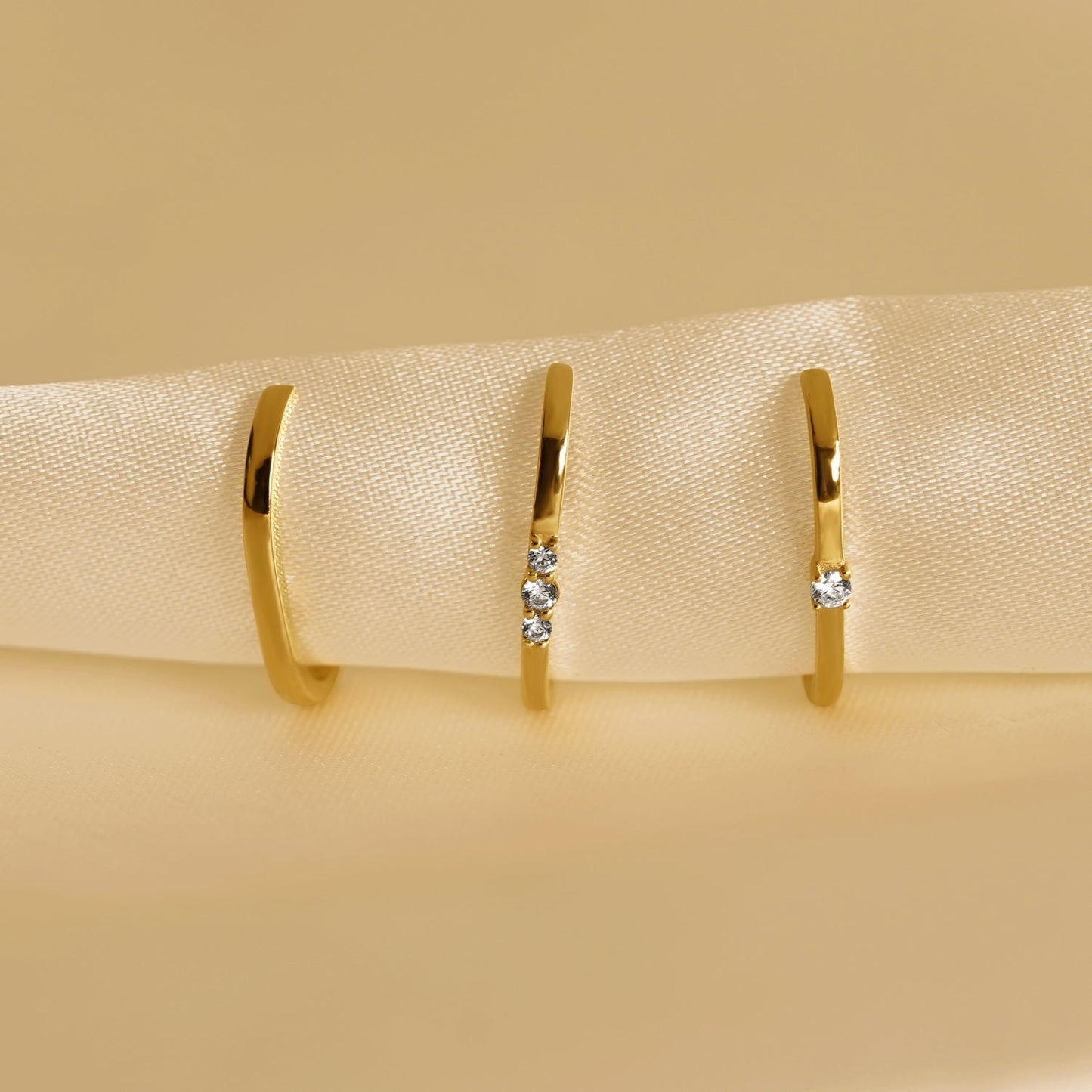 Plain Curved Bar Stud Earrings JEE21618