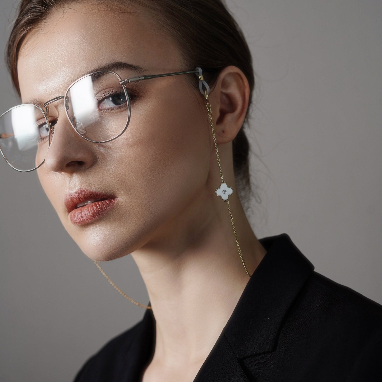 Clover Mask and Glasses Chain