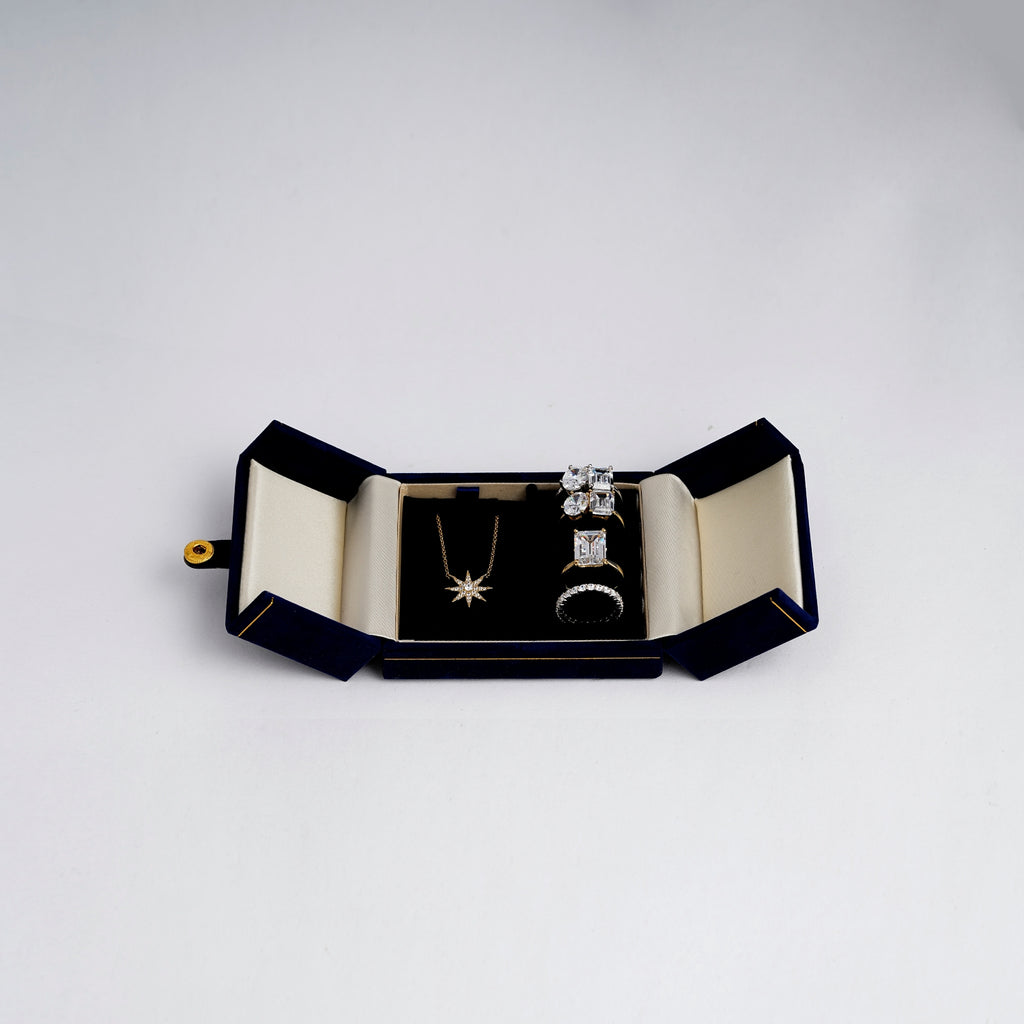 Felt Retangle Shape Jewelry Box 90x75x40MM B007