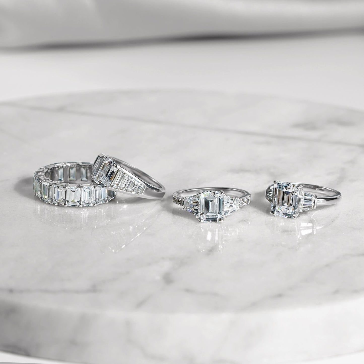 Emerald Cut Tapered Ring R2965401