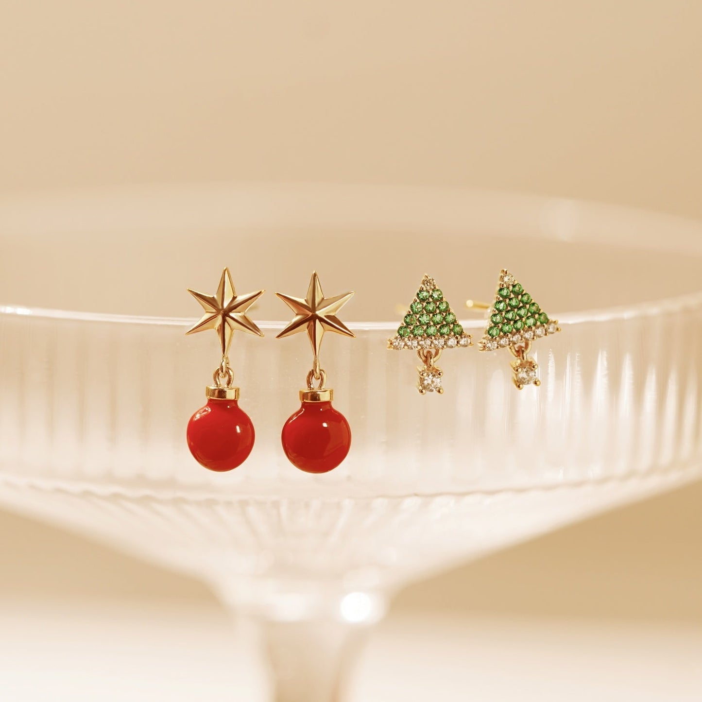 Christmas Bauble Stud Earrings JEE24644