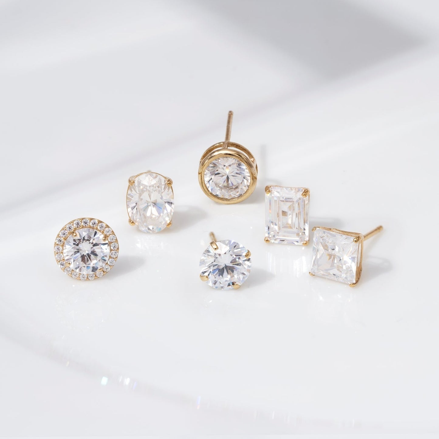 Solid Gold Bezel Solitaire Stud Earrings JEE26938