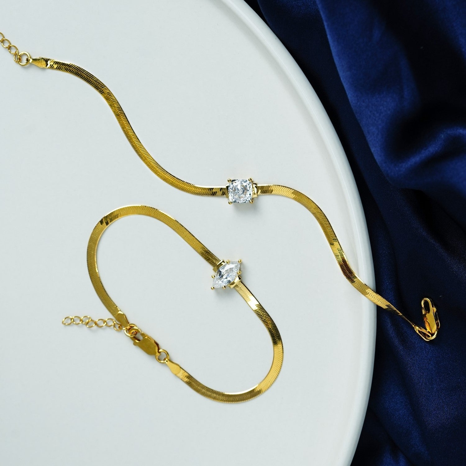 Marquise Solitaire Herringbone Bracelet JEB22350