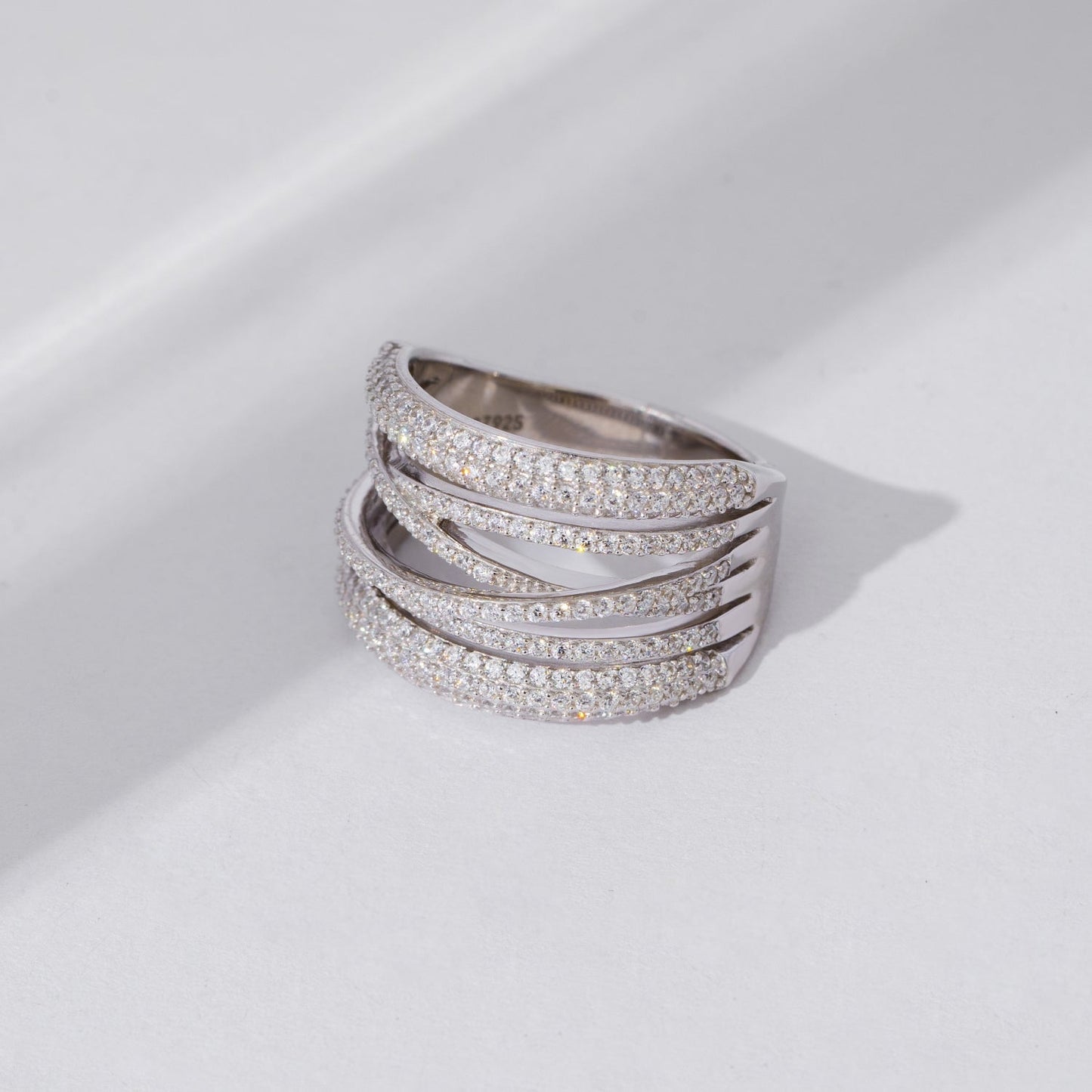Crisscross Spiral Ring JER25724