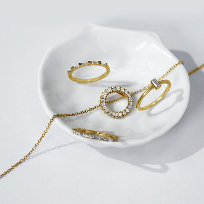 Baguette Round Pendant Necklace