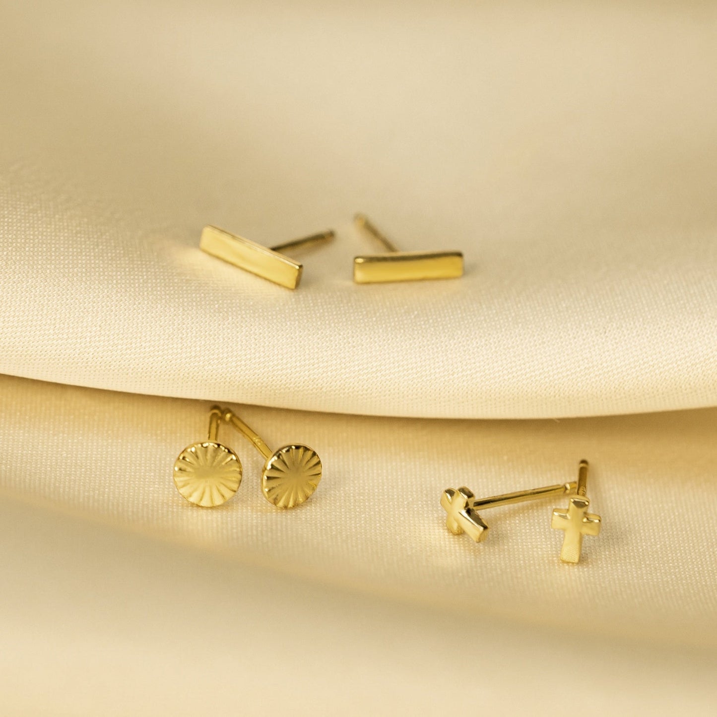 Minimalist Disc Stud Earrings JEE23629