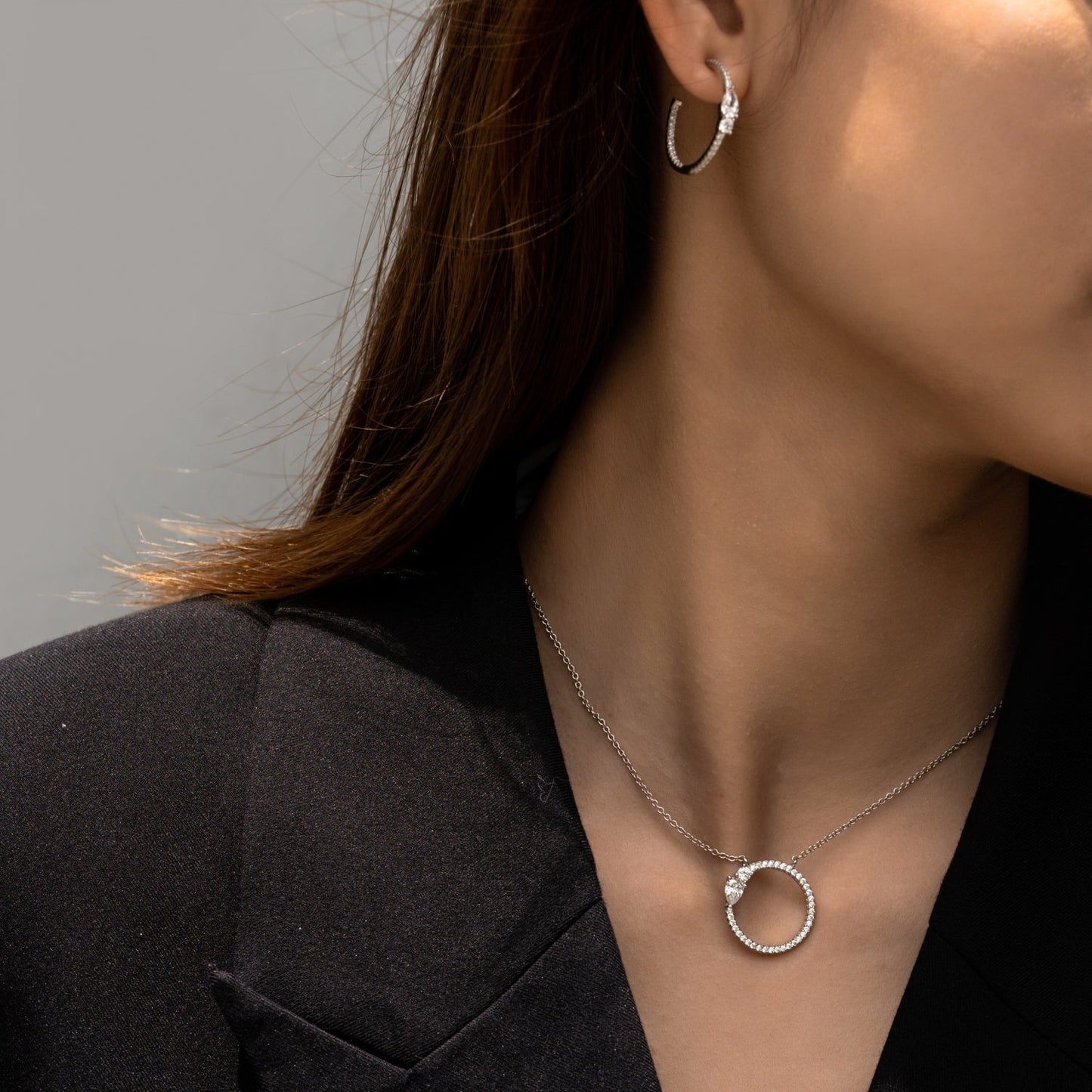 Toi et Moi Open Circle Pendant Necklace