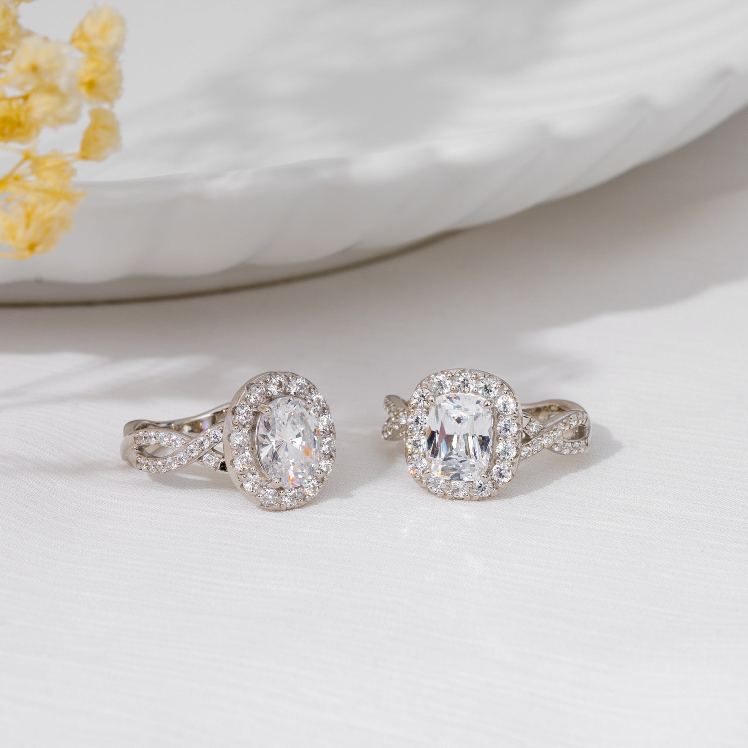 Emerald Crossover Shank Halo Ring JER25936