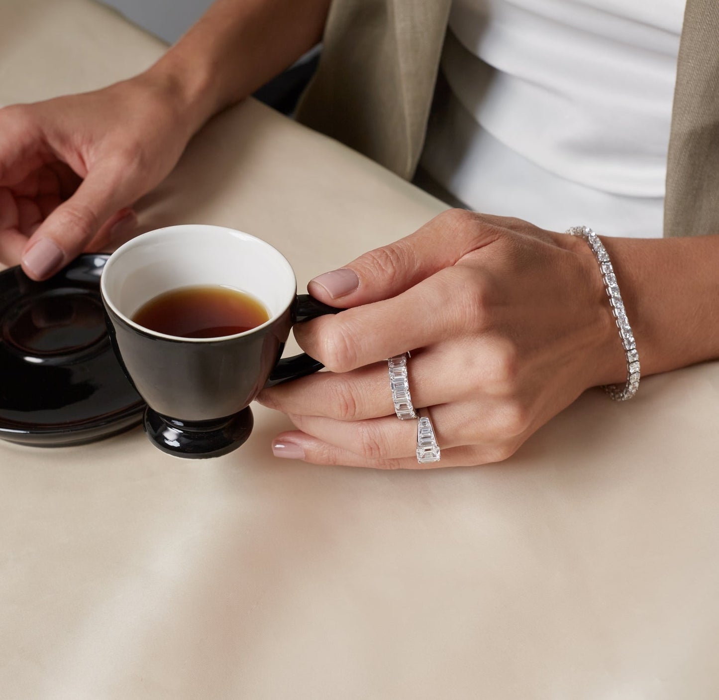 Emerald Cut Tapered Ring R2965401