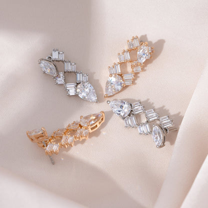 Leaf Shape Stud Earrings JNE06121