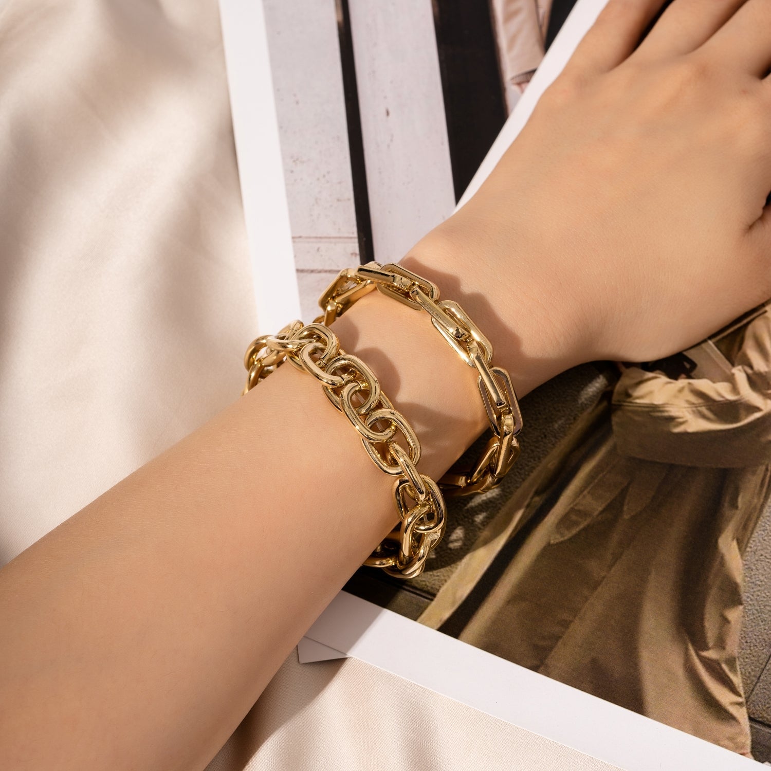Cable Link Chunky Link Bracelet JEB25868