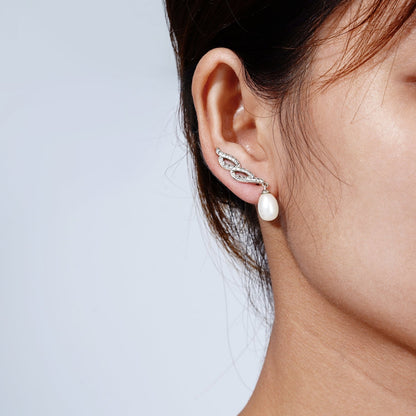 Drop Pearl Crawler Earrings JEE25594