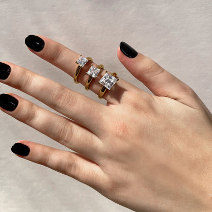 Princess Solitare Ring JER17609