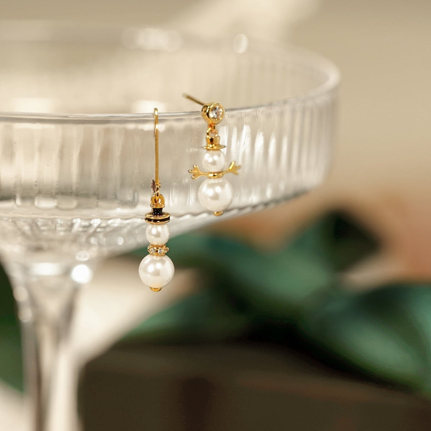 Snowman Dangle Stud Earrings JEE24649