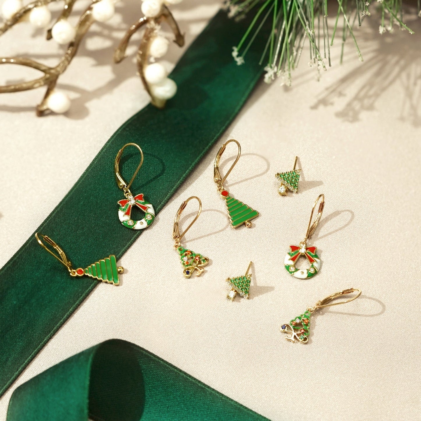 Dangle Christmas Tree Leverback Earrings JEE24643