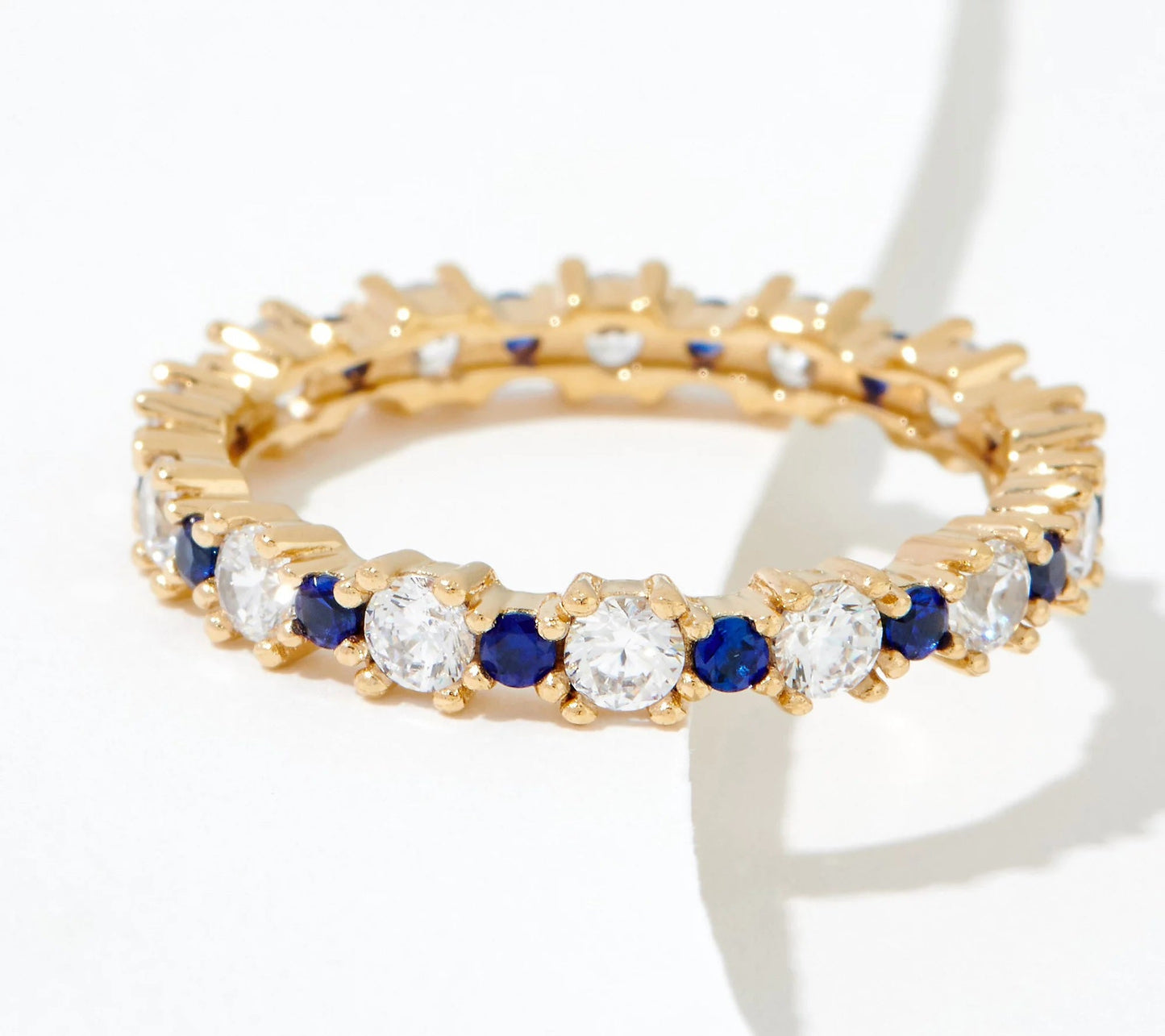 Alternating Size Round Band Ring