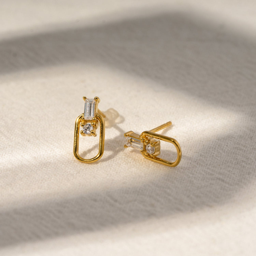 Alternative Toi et Moi Earrings