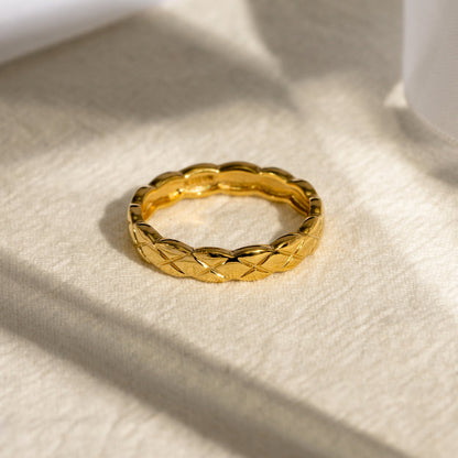 Quilted Band Ring