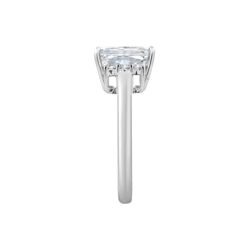 Emerald & Round Cocktail Ring JER23370